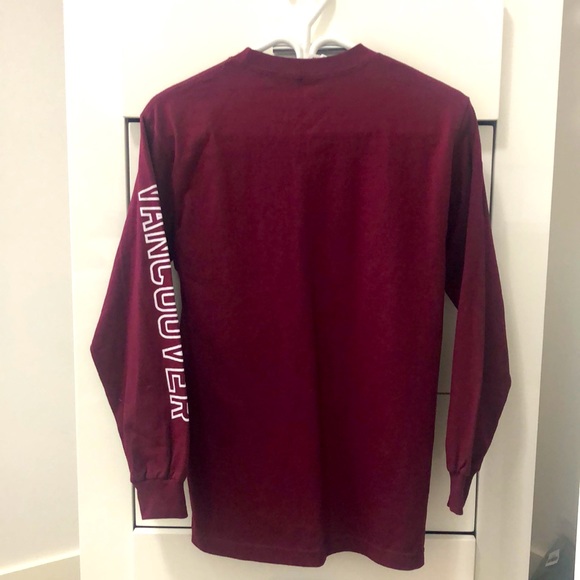 🇨🇦Brand new vancouver Sweatshirt - Picture 2 of 2